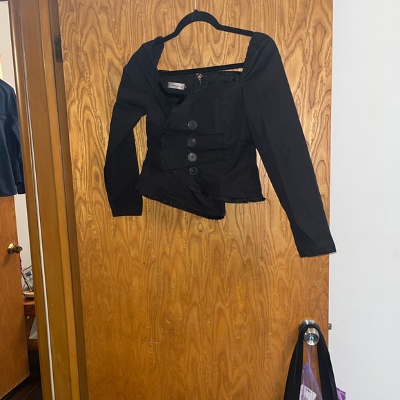 Elegant Black Women's Jacket - Picture 2 of 8